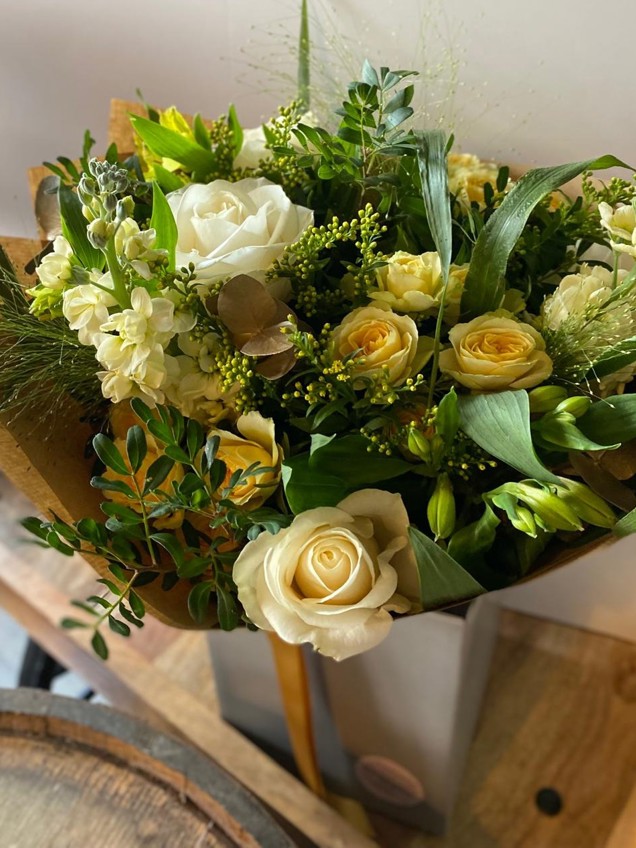 Pinapple Spritz Flowers Only